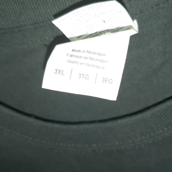 Elite Breed Service Beyond The Call of Duty Tee - Picture 4 of 4